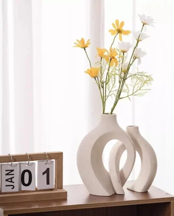 Ceramic Off White High End Light Luxury Bouquet Flower Vase Home Decorative Flower Shape Vase